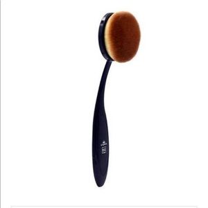 Crown pro large round buffer brush